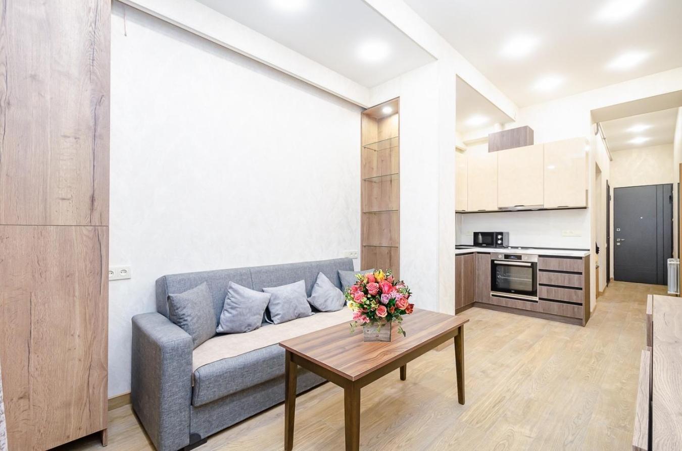 15. Double Room Apartaments With Fresh Style Yerevan Exterior photo